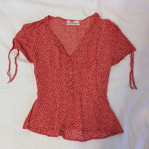 UO Button Down Tie Sleeve Blouse - Picture 4 of 6